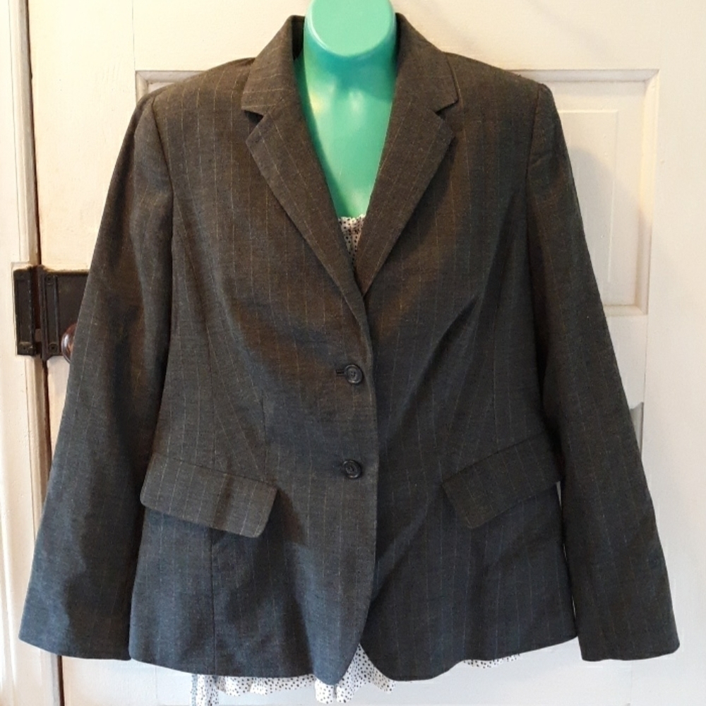 Good clothes sz 6 blazer new